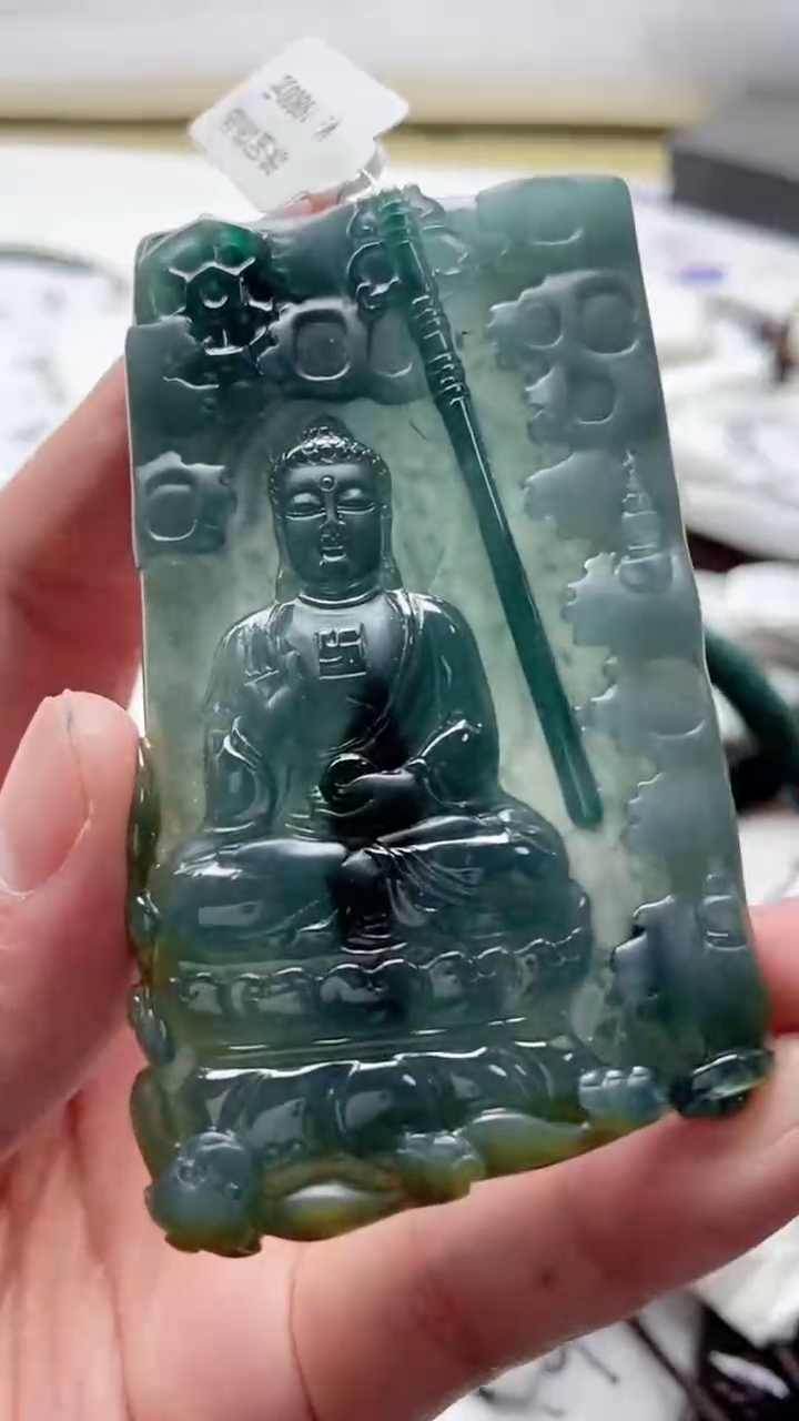 【闪购商品】翡翠颈饰未镶嵌8888888888888