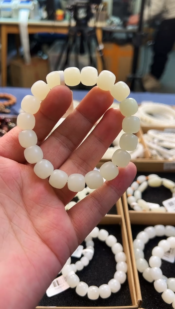 未镶嵌手串和田玉12+