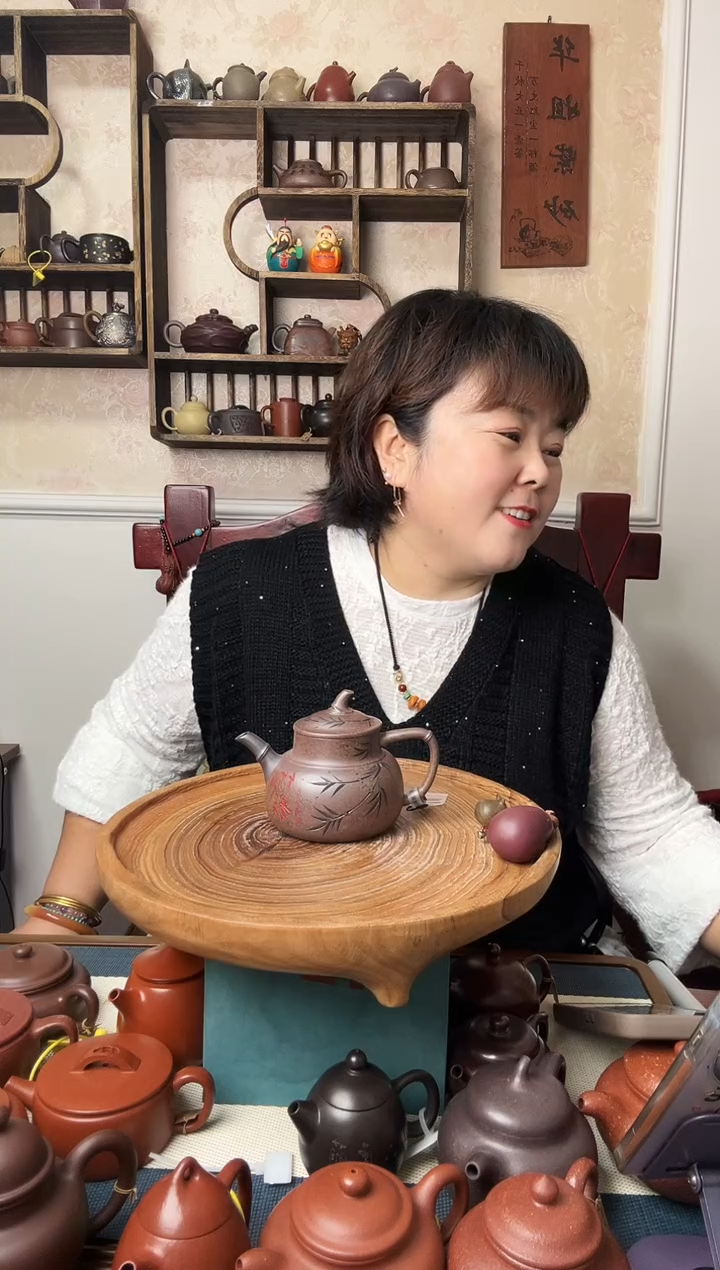 茶壶紫砂独**待本绿 柴烧   折肩260CC