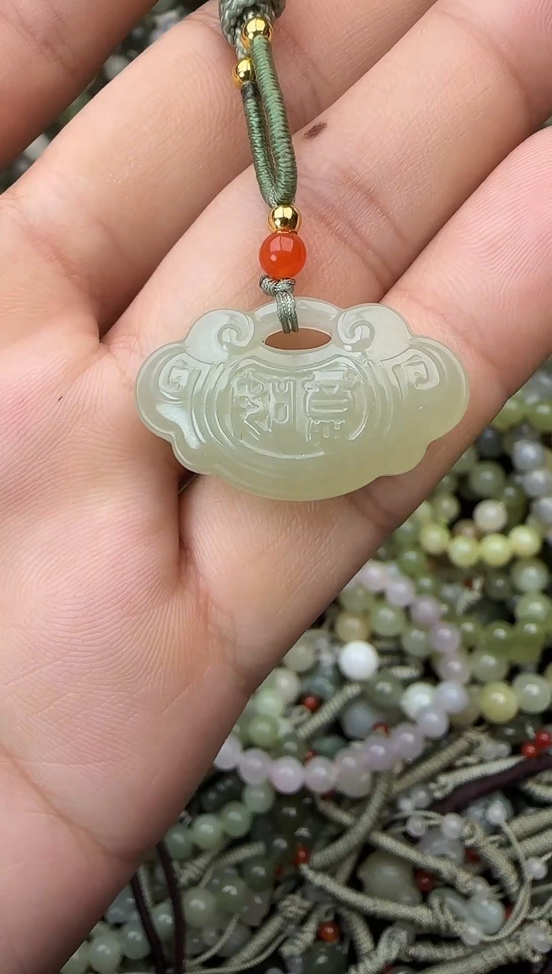 颈饰未镶嵌和田玉拍一发一