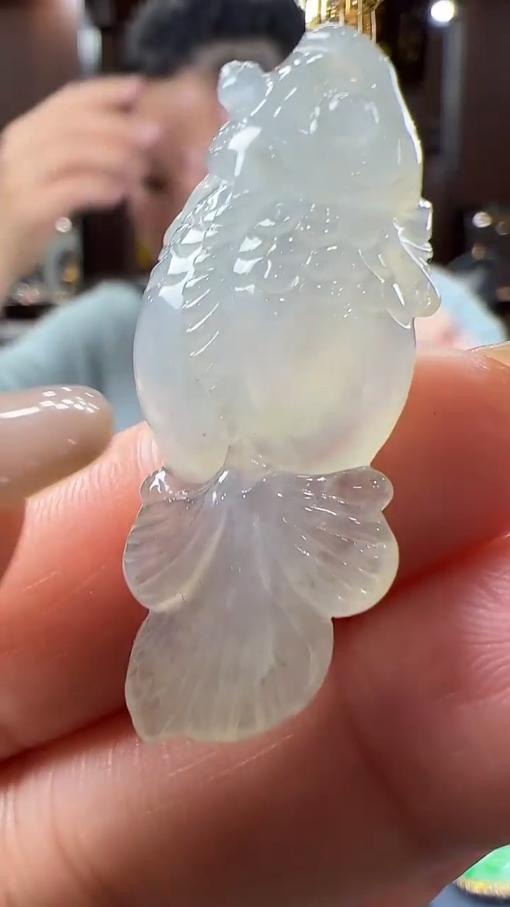 【闪购商品】翡翠挂件18K金镶嵌金鱼 不含链