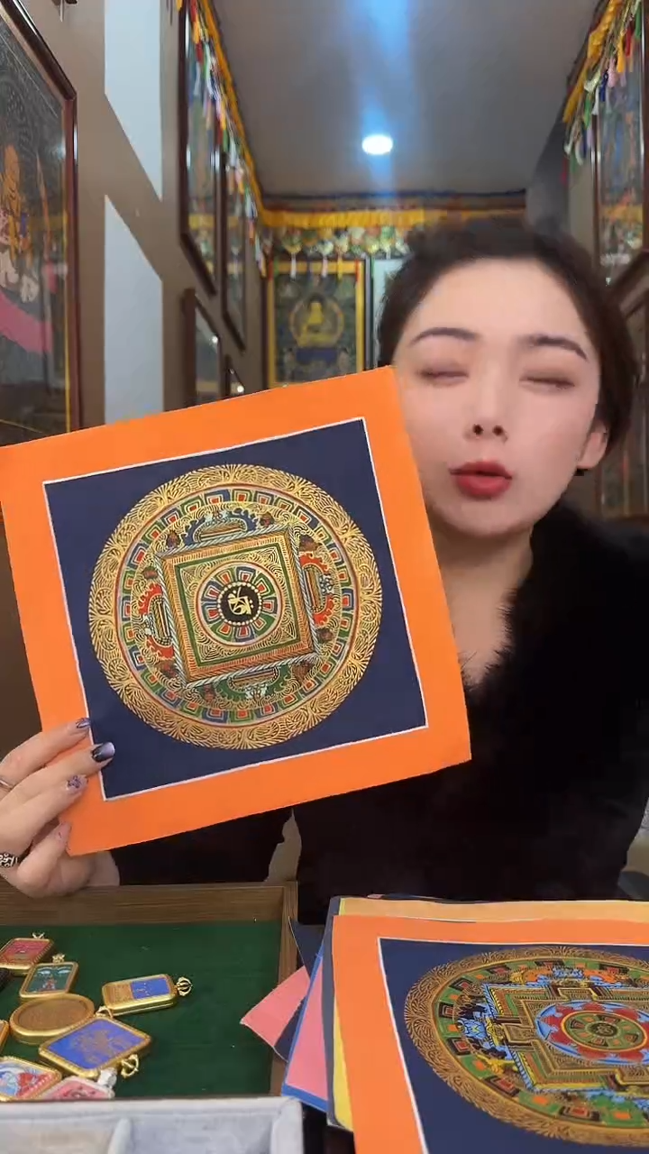 吊坠坛城-热贡纯手绘唐卡