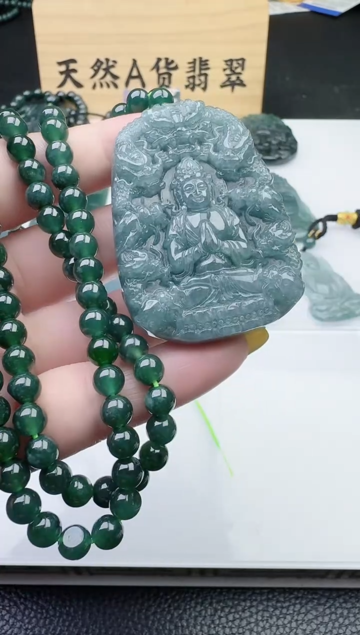 颈饰未镶嵌翡翠天然A货翡翠  多样性随机发其一