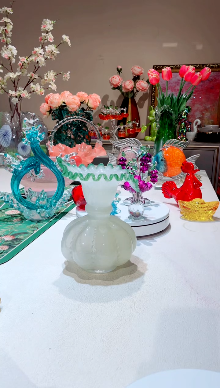 【闪购商品】琉璃手工艺品   荔枝白树叶芬顿花瓶微瑕