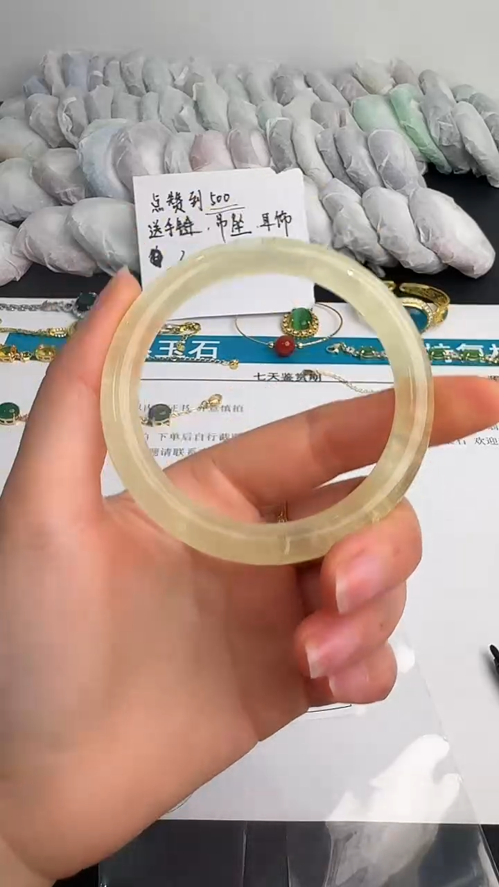 未镶嵌手镯水晶024