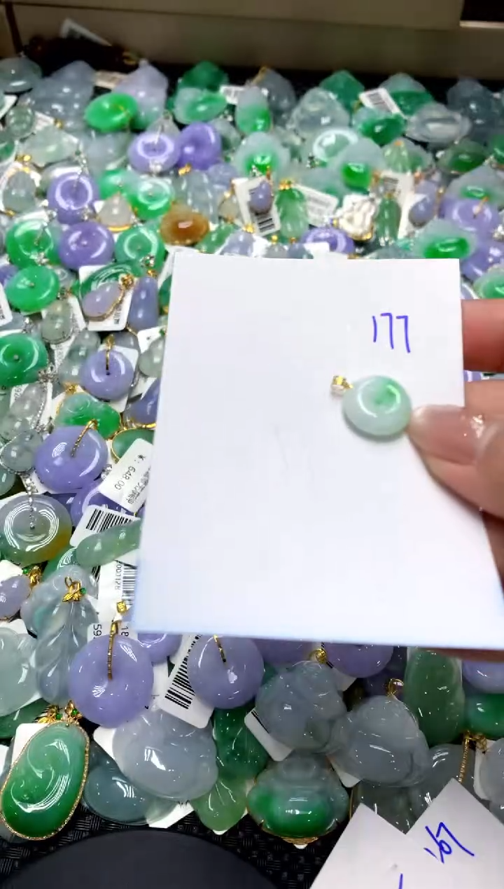 【闪购商品】翡翠颈饰18K金镶嵌11111111111111111