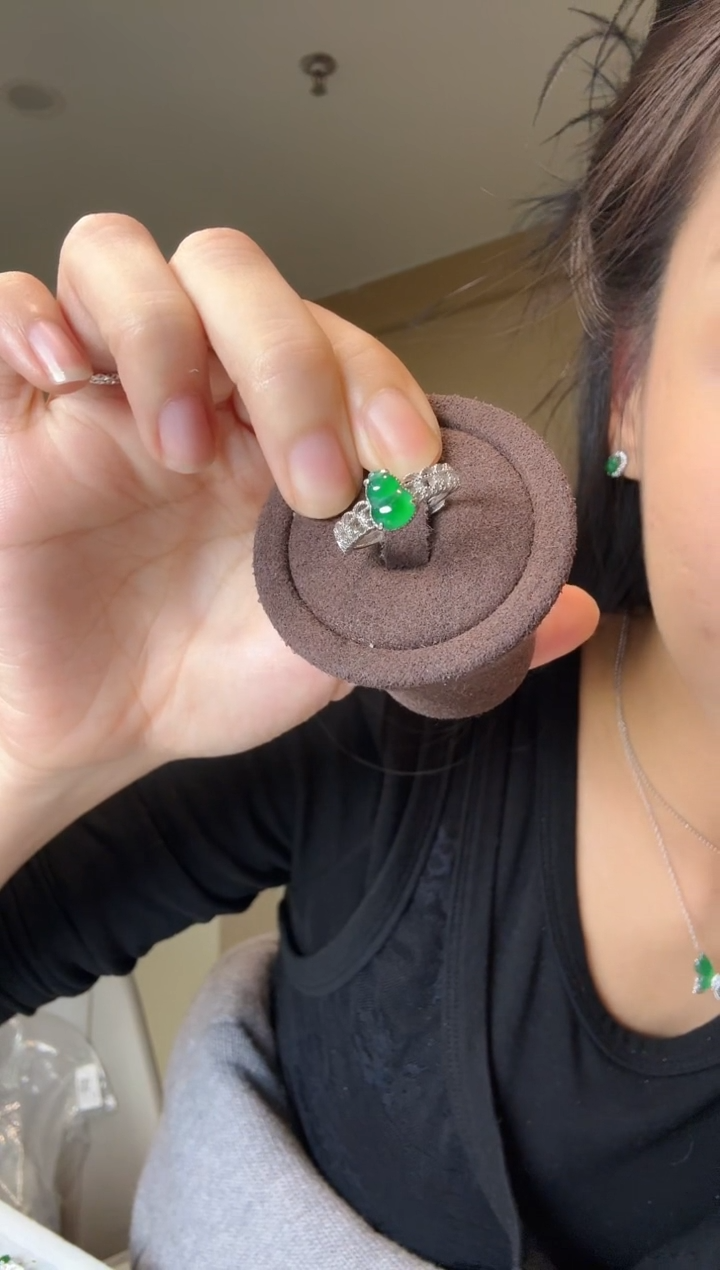 【闪购商品】翡翠戒指银S925镶嵌葫芦戒指