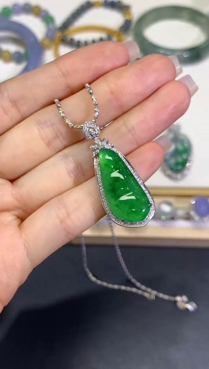 【闪购商品】翡翠颈饰18K金镶嵌团购43