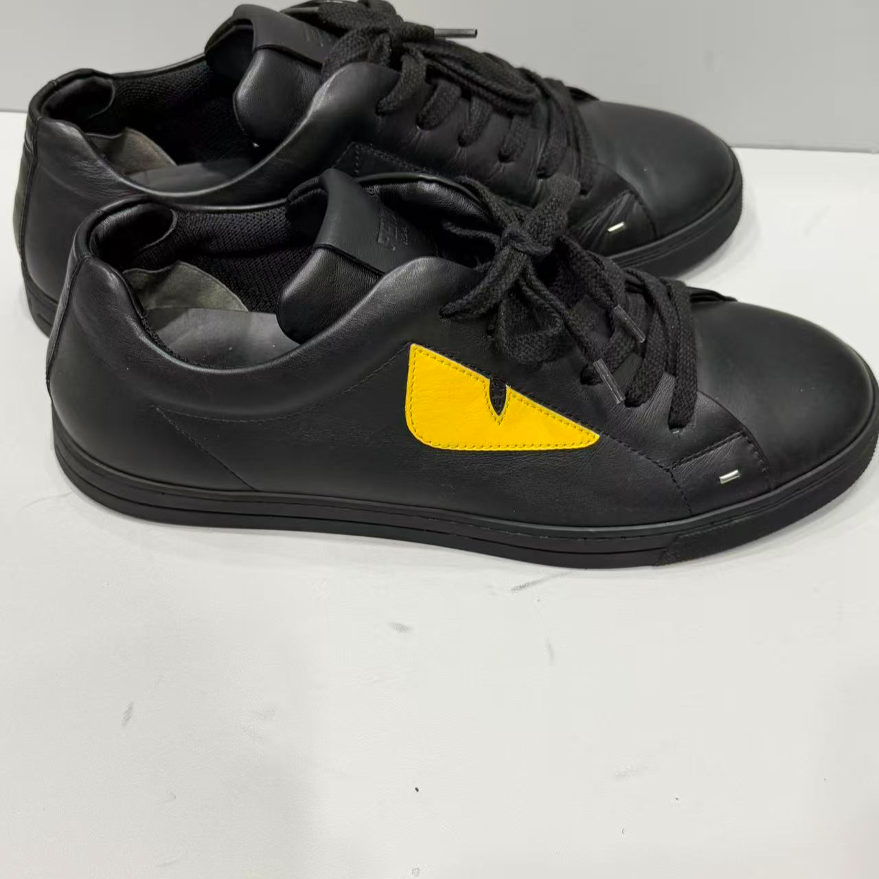 99新 FENDI/芬迪 40码 低帮 255到260 休闲鞋