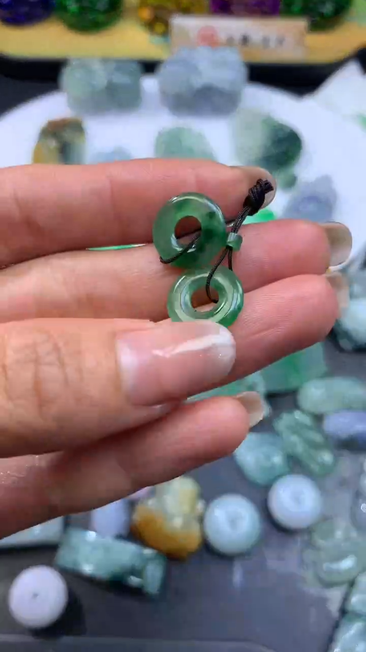 【闪购商品】定制翡翠未镶嵌翡翠