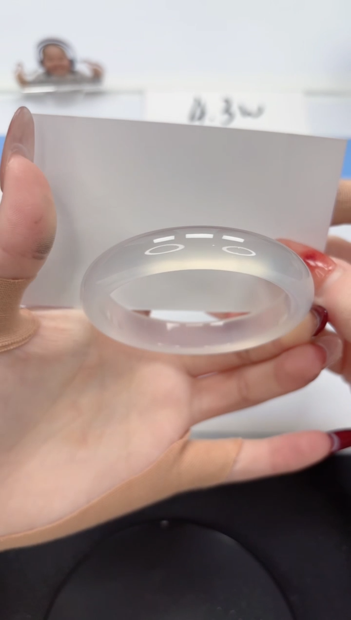 【闪购商品】石英质玉手镯未镶嵌A72-54.8