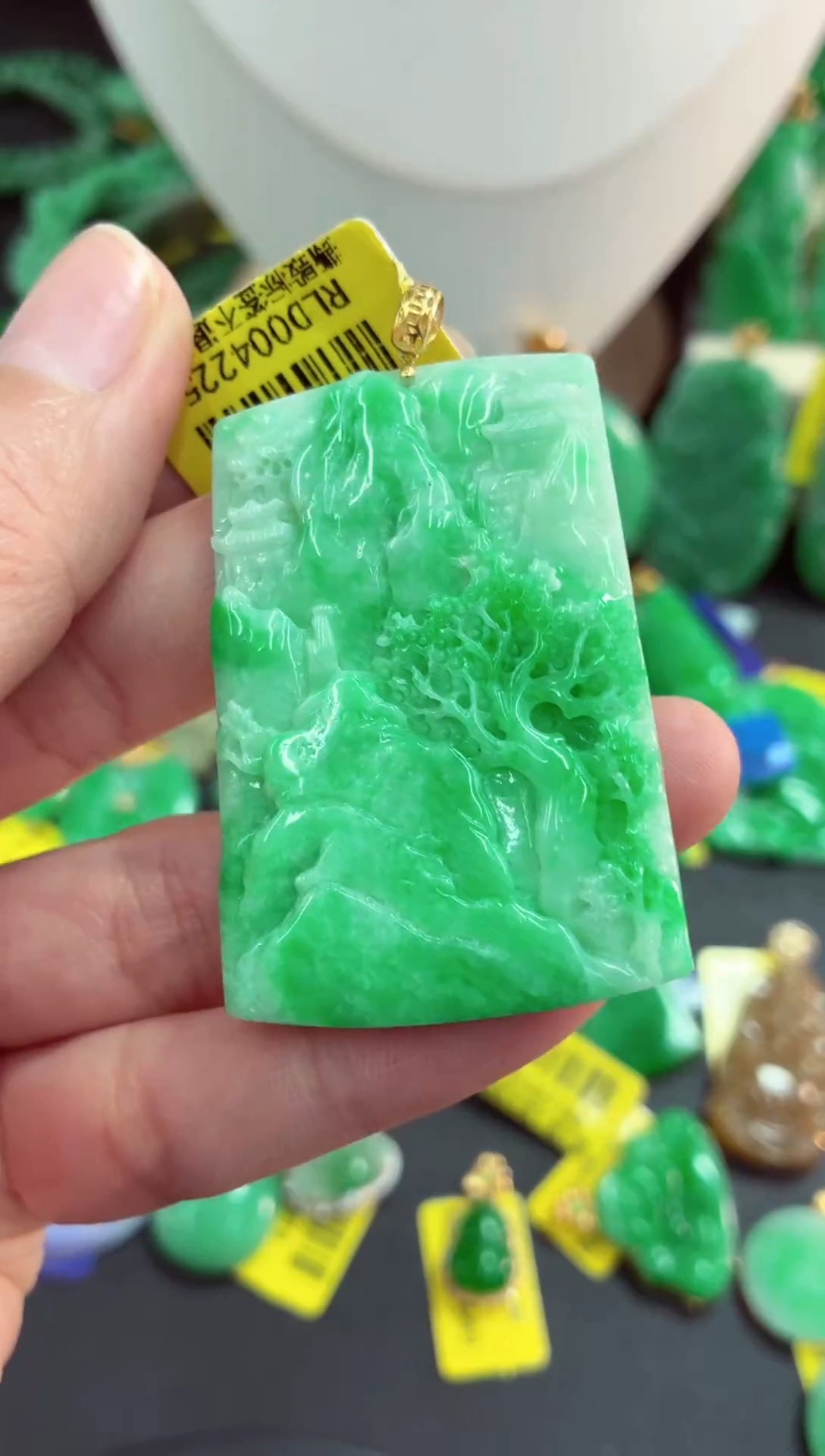 吊坠(不含链)18K金镶嵌翡翠天然缅甸翡翠A货