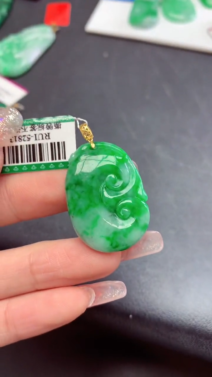 【闪购商品】翡翠颈饰18K金镶嵌挂件