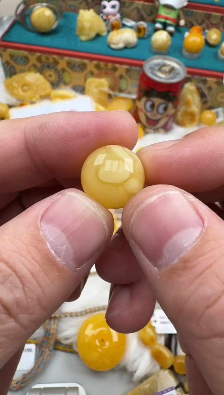 琥珀未镶嵌珠宝奇石15+单珠HZ218