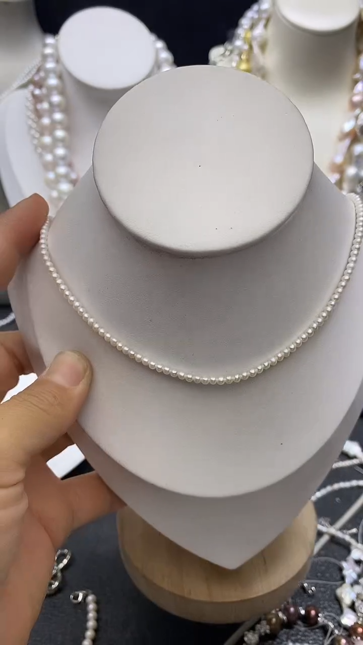 颈饰未镶嵌淡水珍珠多人