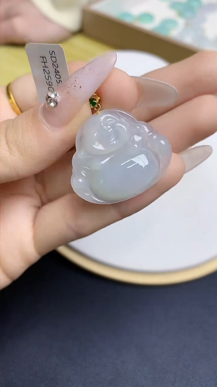 【闪购商品】翡翠颈饰18K金镶嵌87687687687