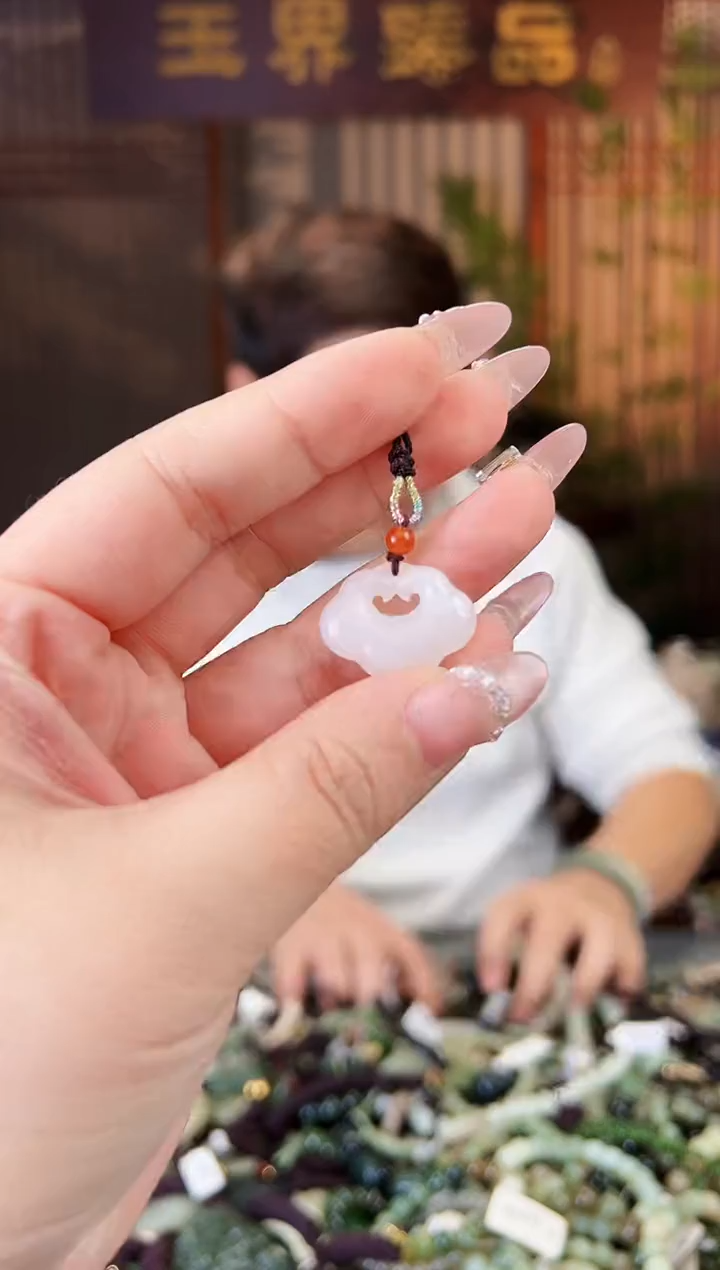 【闪购商品】和田玉颈饰未镶嵌多样性发一