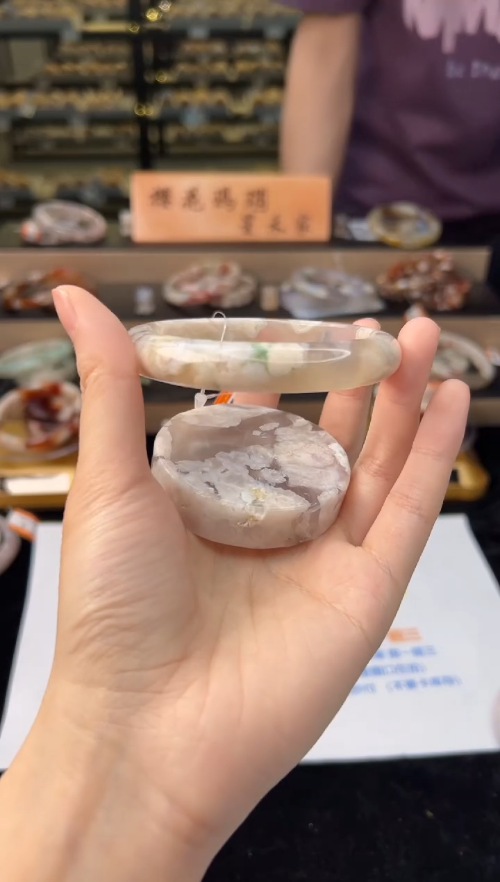 石英质玉未镶嵌手镯60圈口（赠送镯心）22733