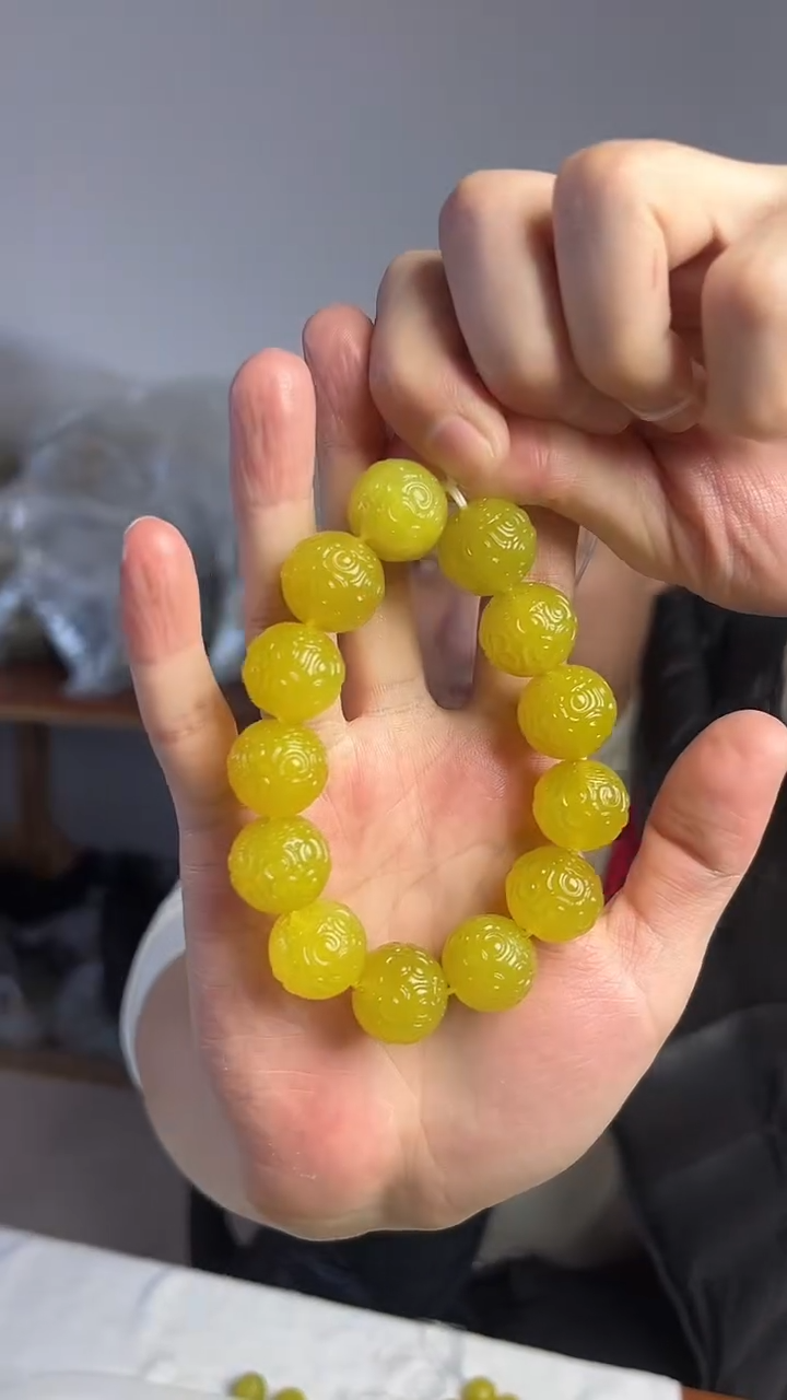 未镶嵌岫玉颈饰多样性发货一件