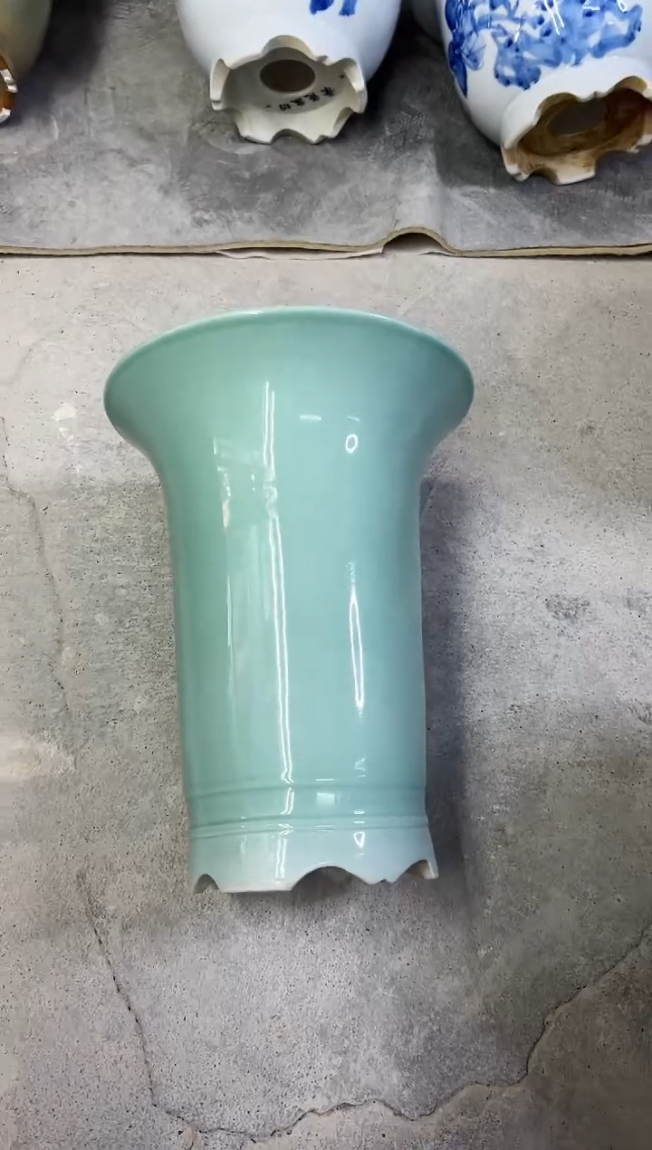 微瑕景德镇颜色釉花盆高27外口22内口16