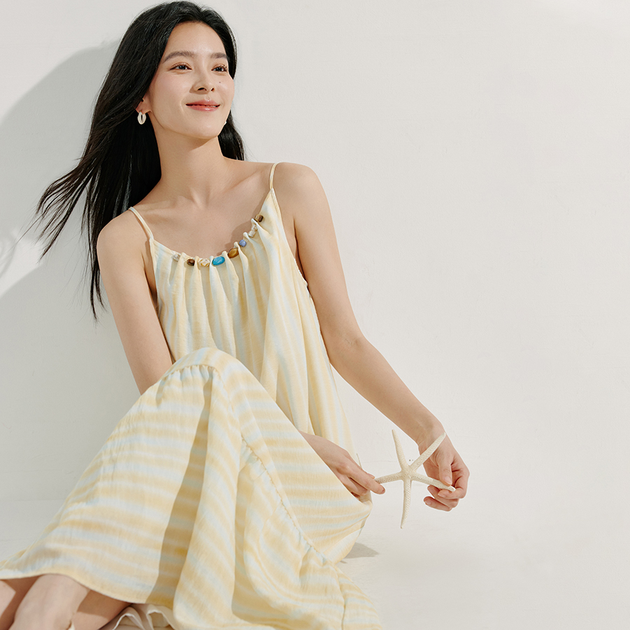【白白叶叶专属】茵曼条纹印花串珠吊带裙长款连衣18525227