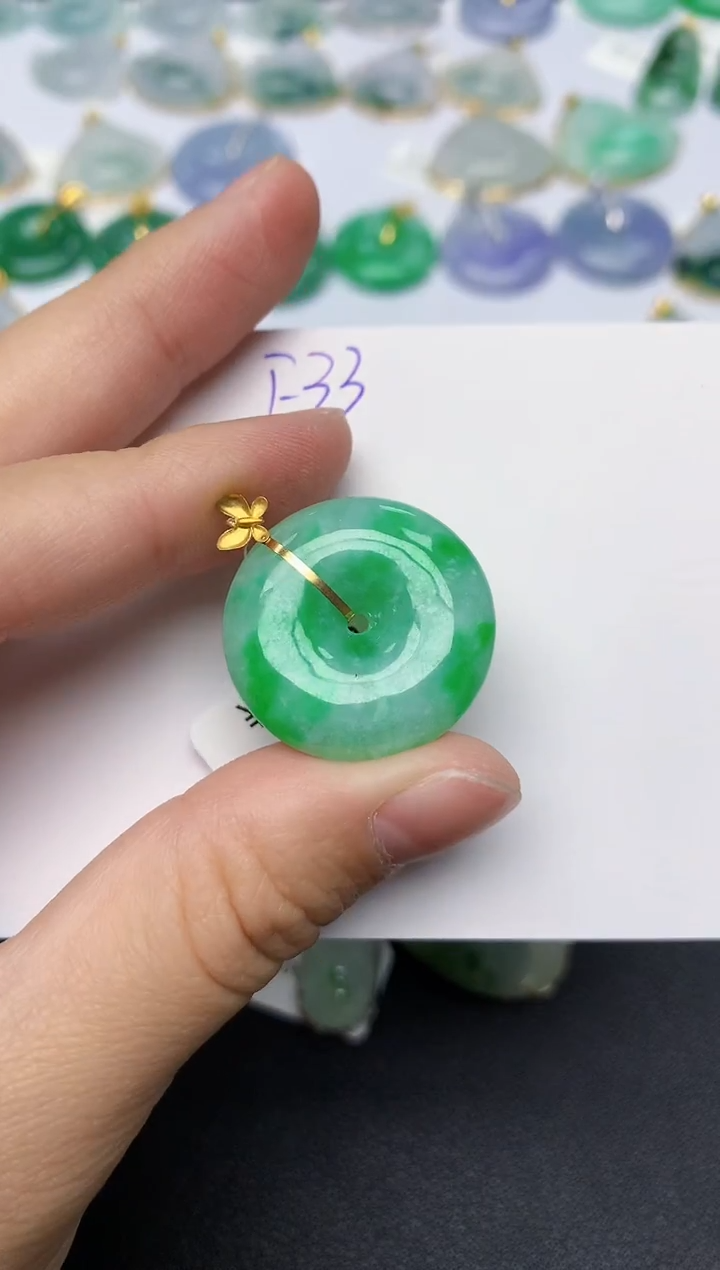 颈饰18K金镶嵌翡翠 天然缅甸A货翡翠百元以上9元证书费自理