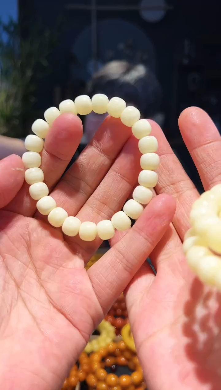 未镶嵌蜜蜡手链9+单圈