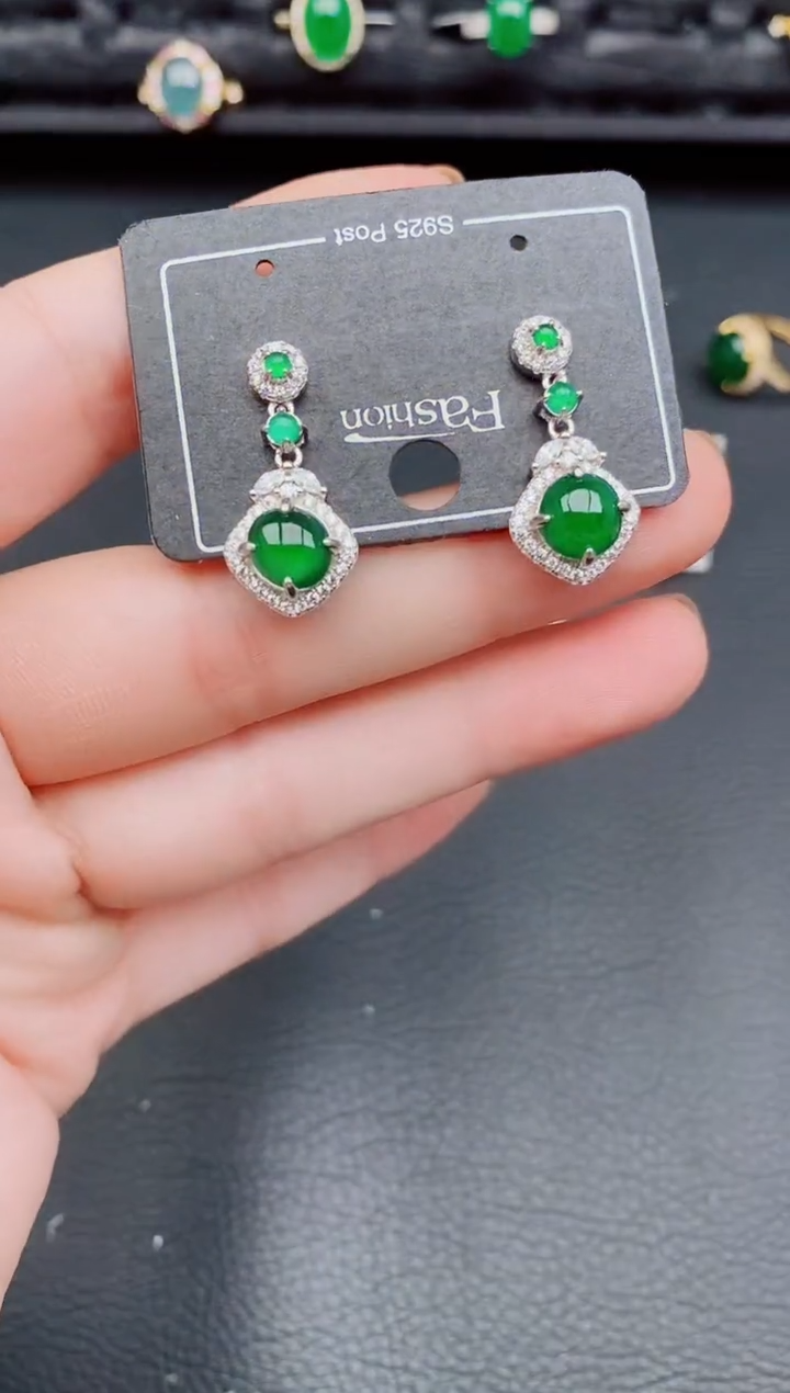 【闪购商品】翡翠耳饰银S925镶嵌天然a货翡翠637