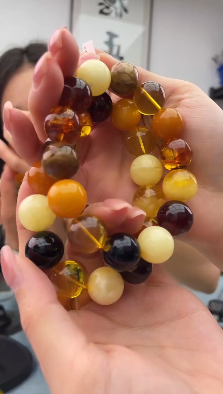 未镶嵌蜜蜡珠宝奇石假一罚十，多样性发一件029.15