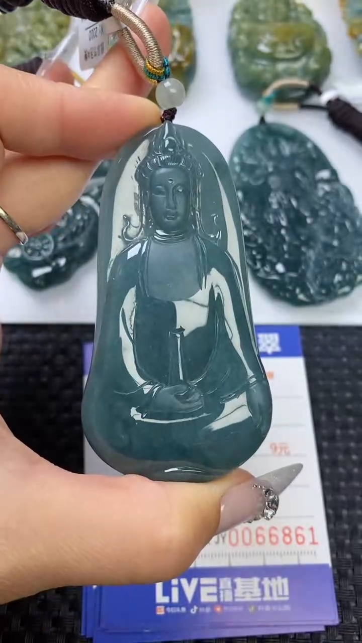 【闪购商品】翡翠颈饰未镶嵌1111111111111111