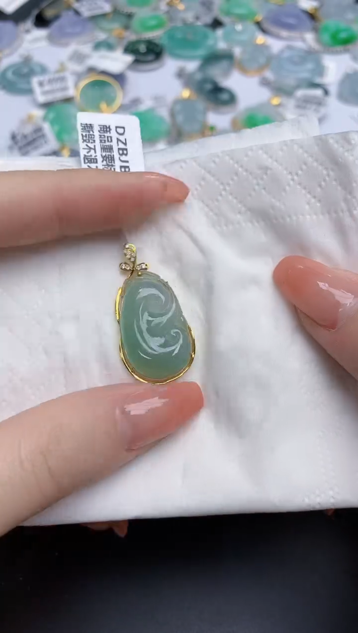 【闪购商品】翡翠颈饰18K金镶嵌天然缅甸翡翠A货