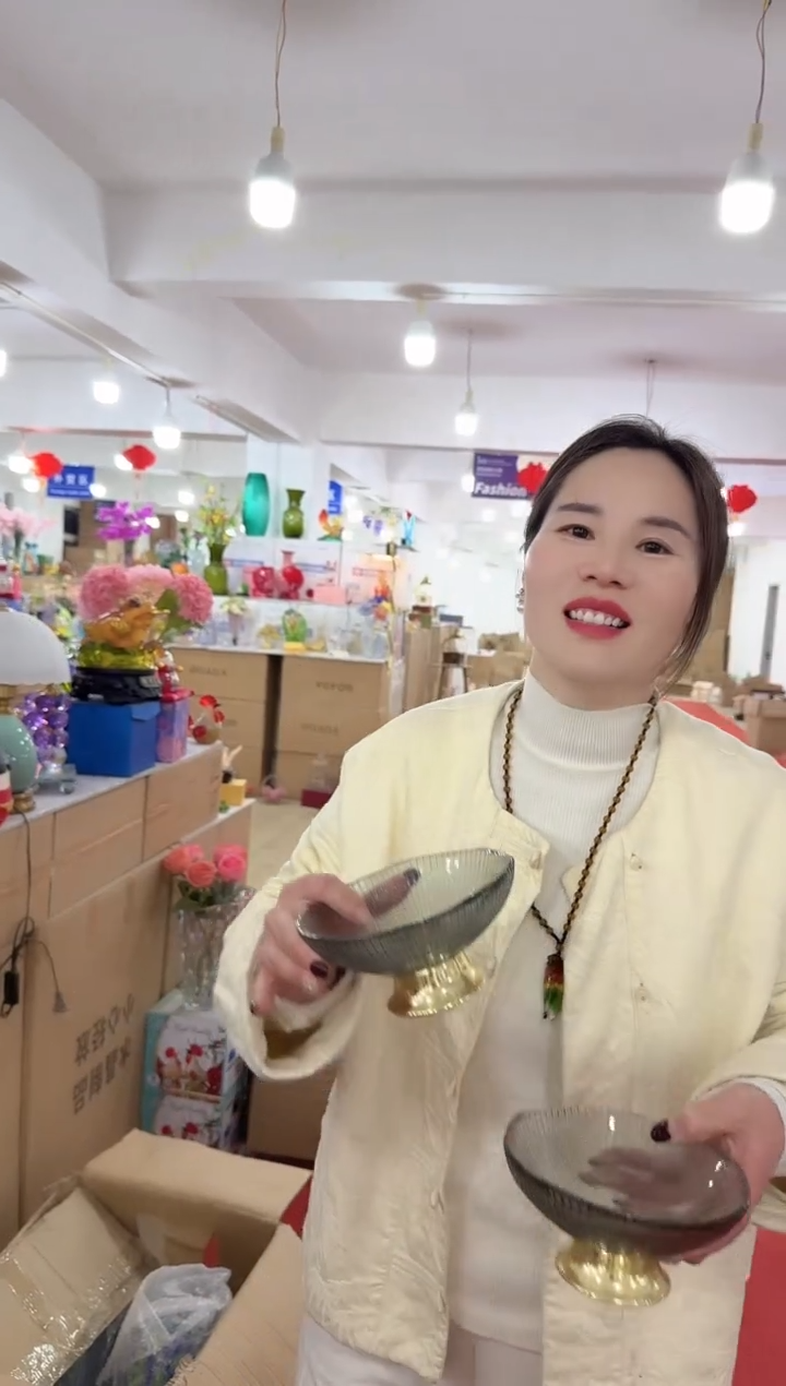 【闪购商品】洛芙花器-33早