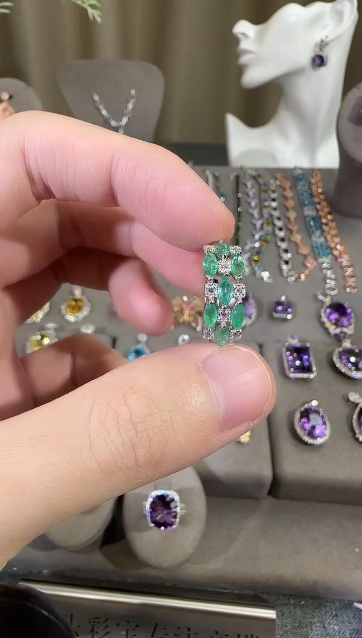 银S925镶嵌戒指祖母绿7mm戒指排戒款