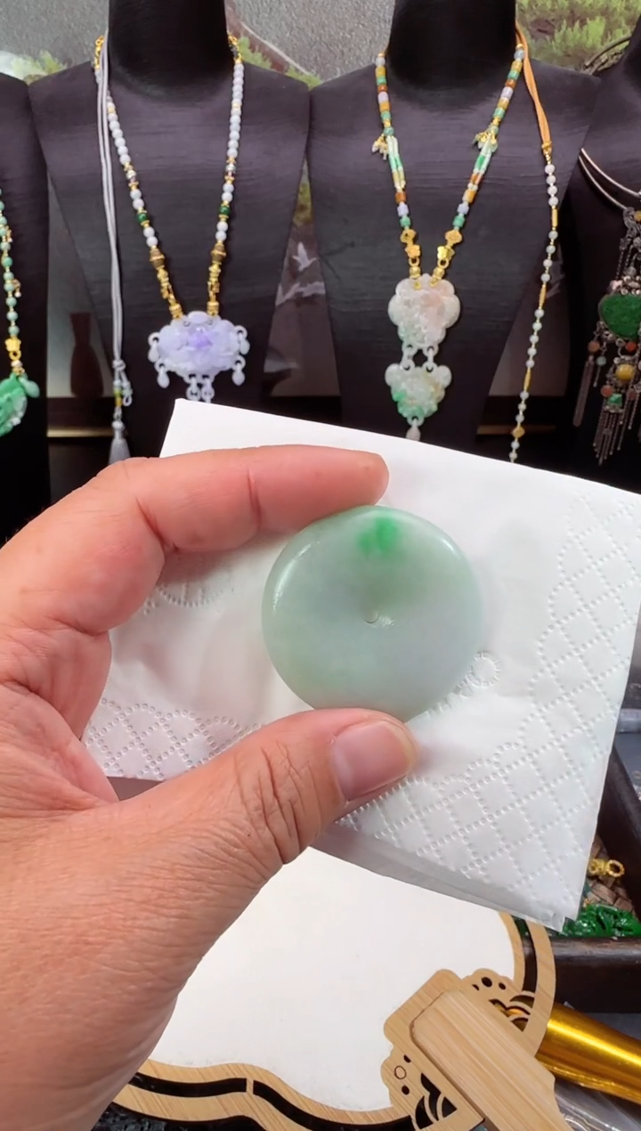 【闪购商品】定制翡翠未镶嵌拍照