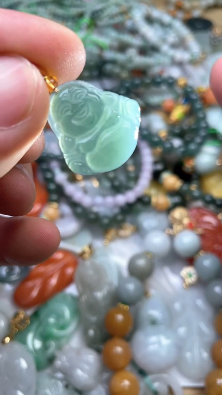 未镶嵌挂件翡翠1