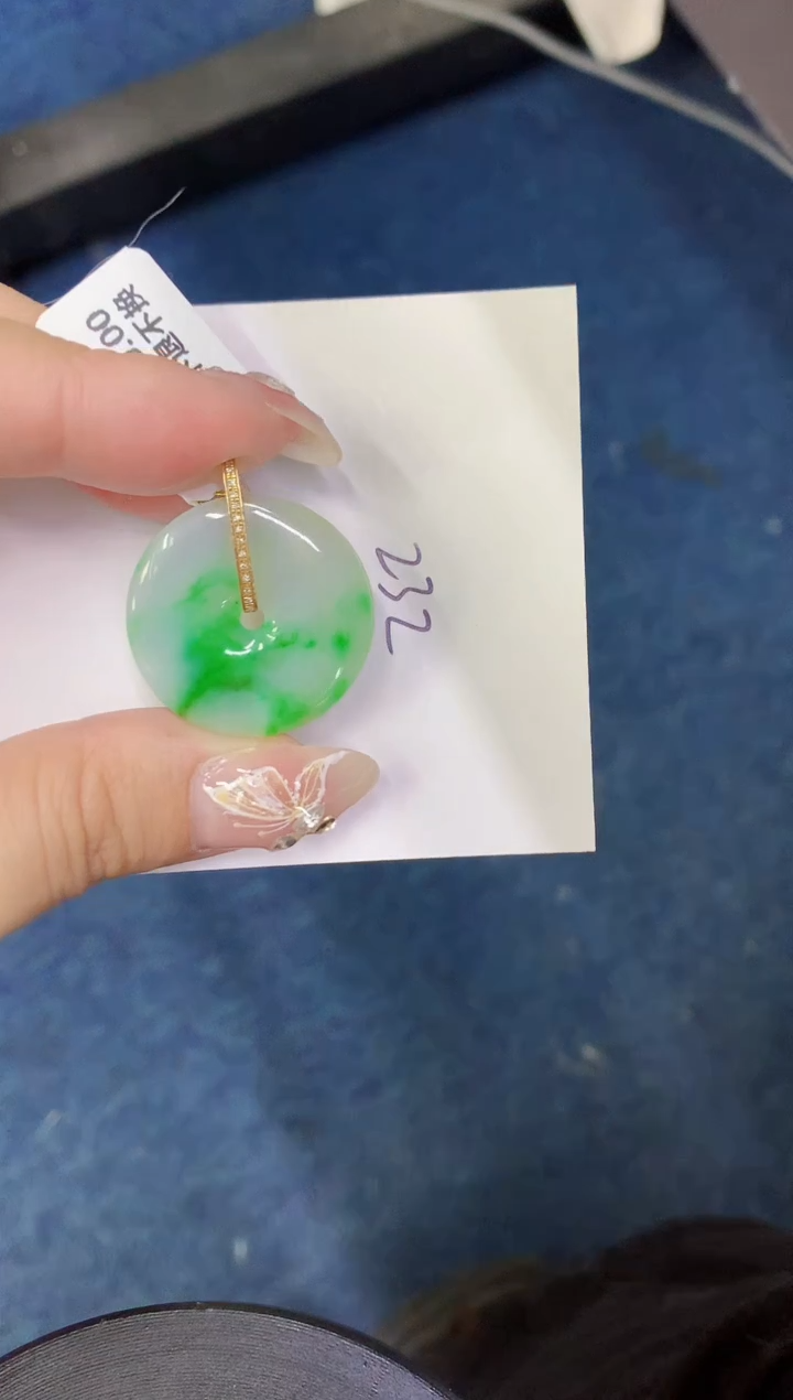 【闪购商品】翡翠颈饰18K金镶嵌00000000000