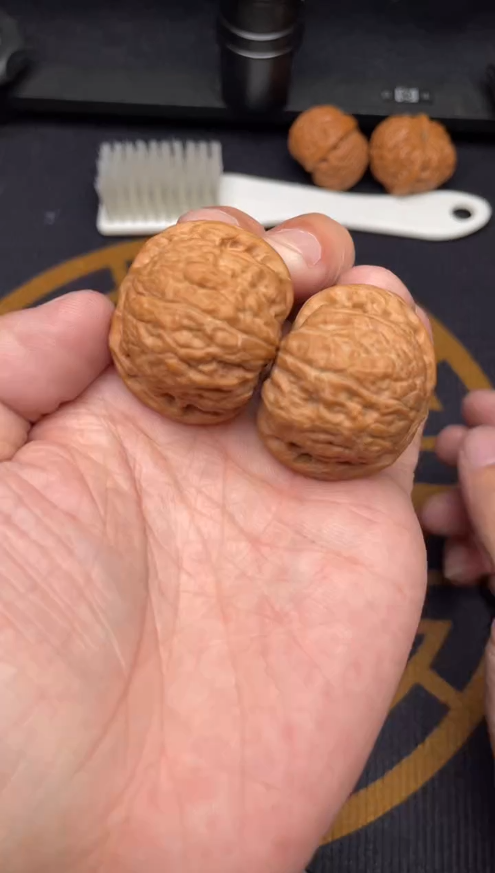 吊坠文玩核桃乾隆磨34+