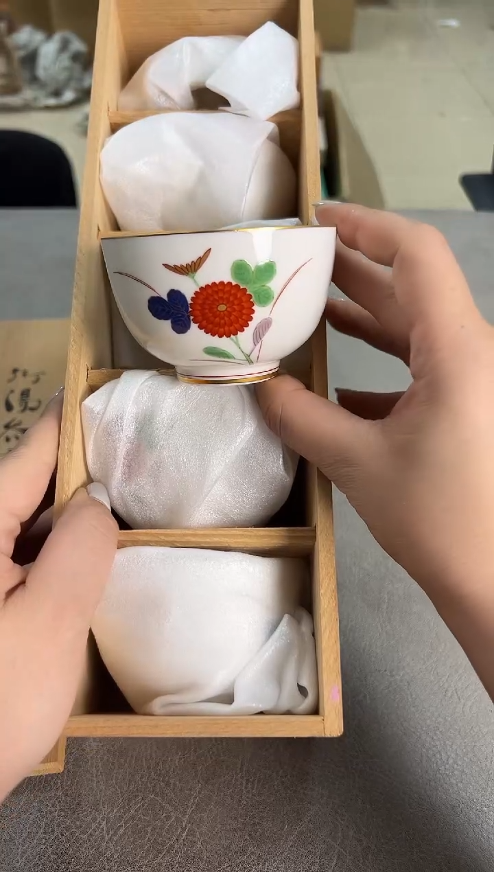 香兰 五只 原盒 皮小桃瓷器 都是大漂亮