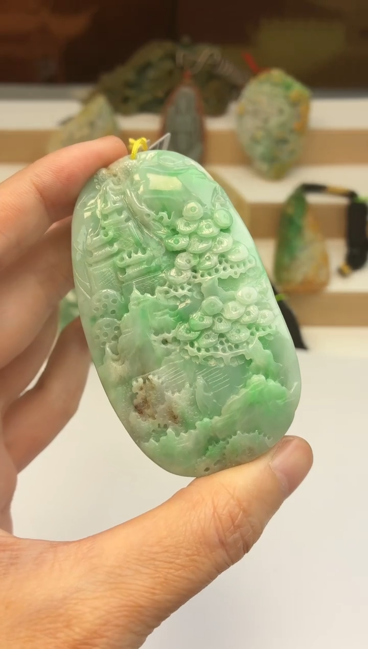 颈饰未镶嵌翡翠牌子