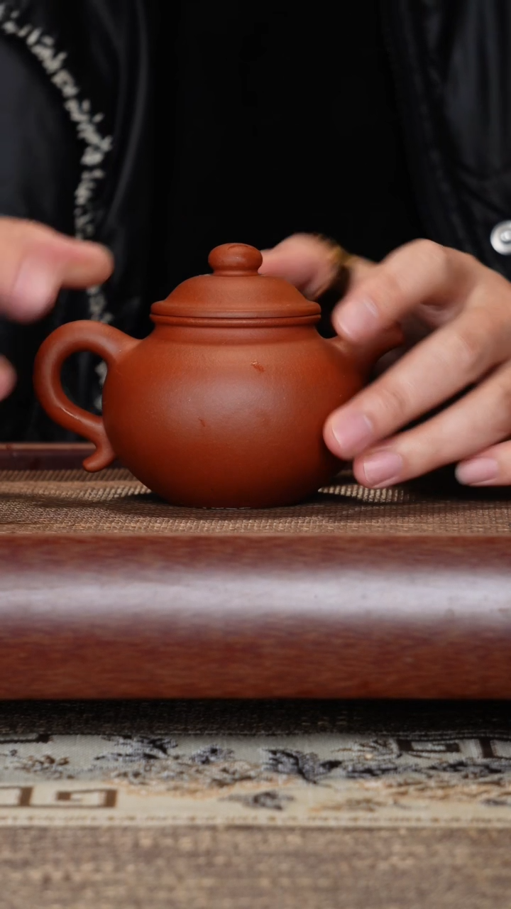 【闪购商品】紫砂茶壶微瑕莲子红清水半手工