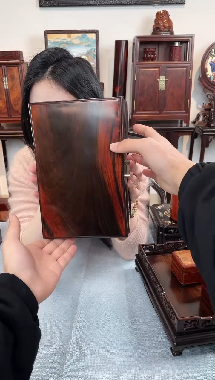 【闪购商品】红酸枝木类成套家具首饰盒