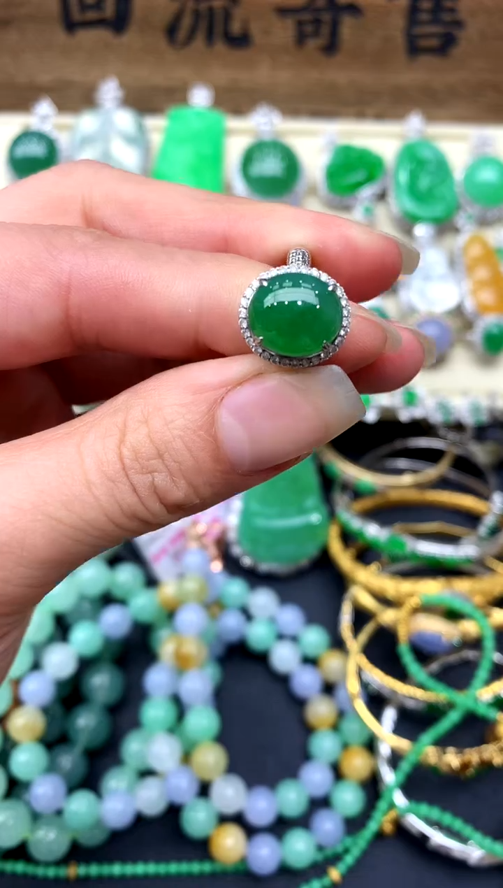 【闪购商品】翡翠戒指18K金镶嵌301-中国好珍宝