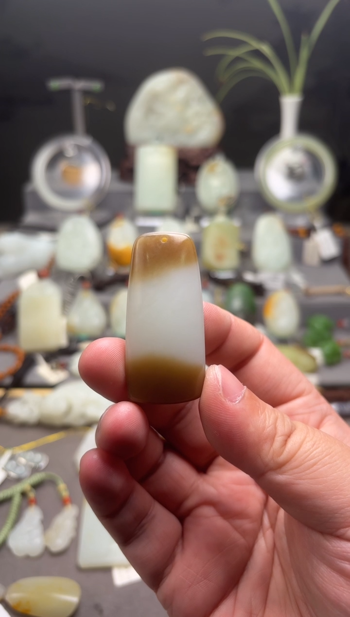 颈饰未镶嵌和田玉无事牌