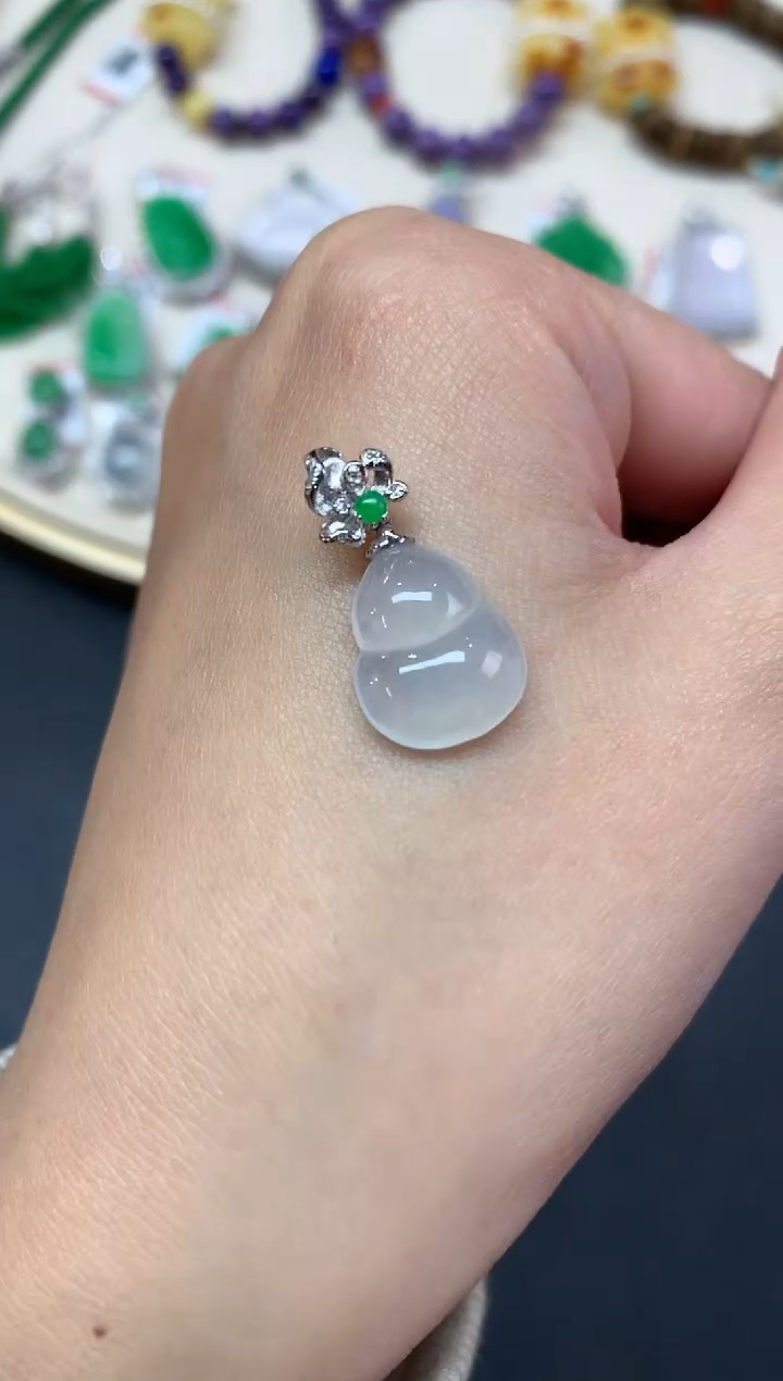 【闪购商品】翡翠吊坠(不含链)18K金镶嵌吊坠A227|980