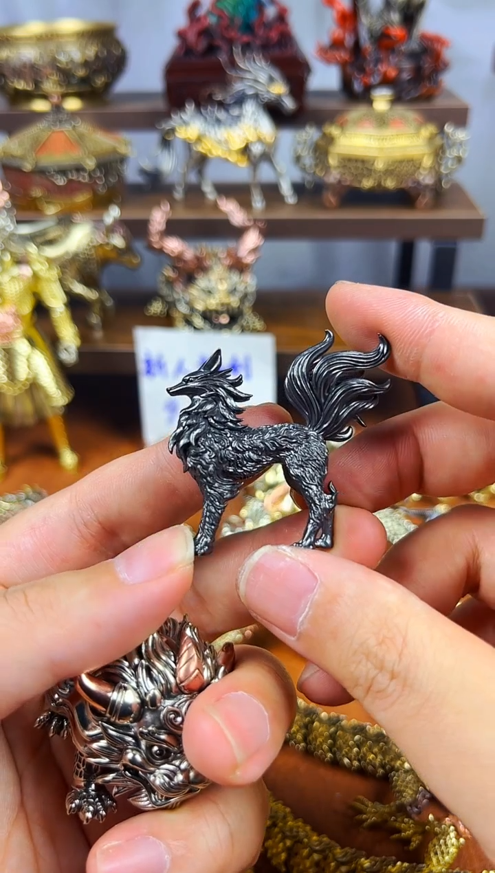 九尾狐黄铜摆件复古