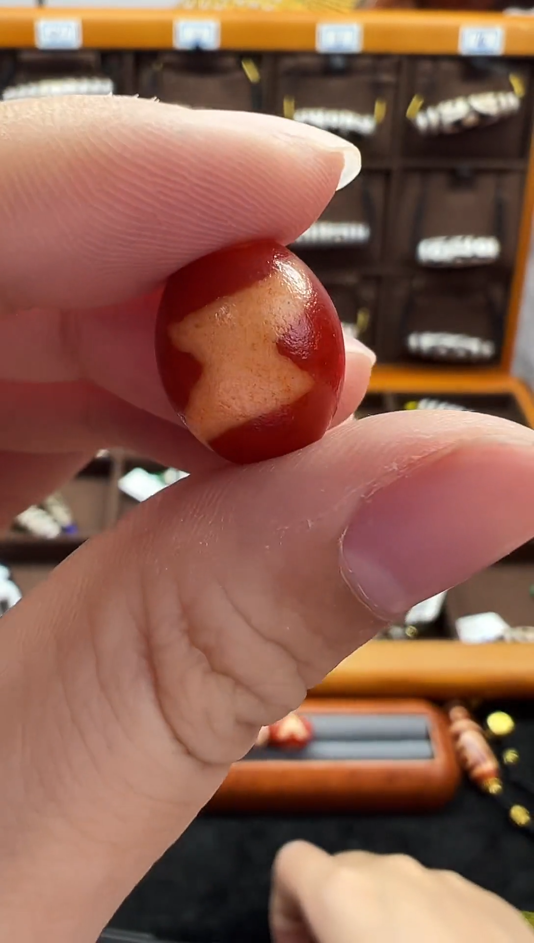 玛瑙/玉髓（覆膜）颈饰未镶嵌144.(微瑕)