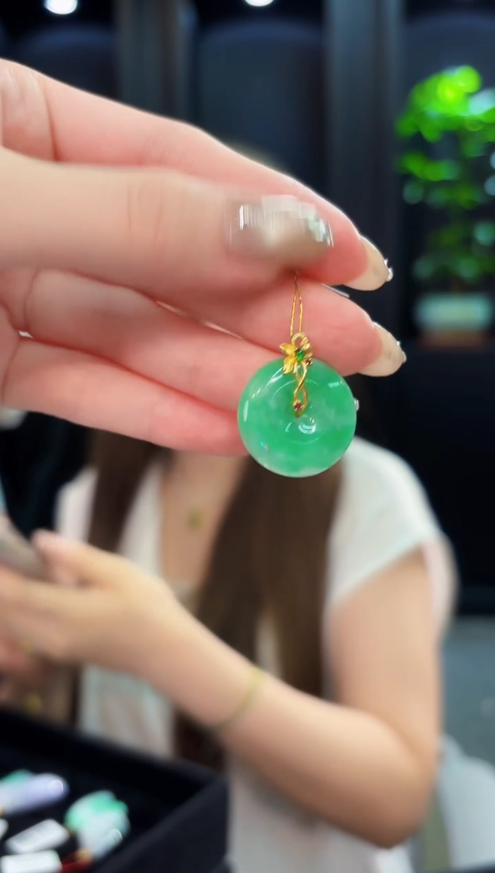 翡翠18K金镶嵌颈饰 缅料A货/支持复检/一件