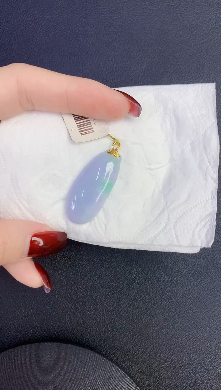 颈饰18K金镶嵌翡翠缅甸天然翡翠a货