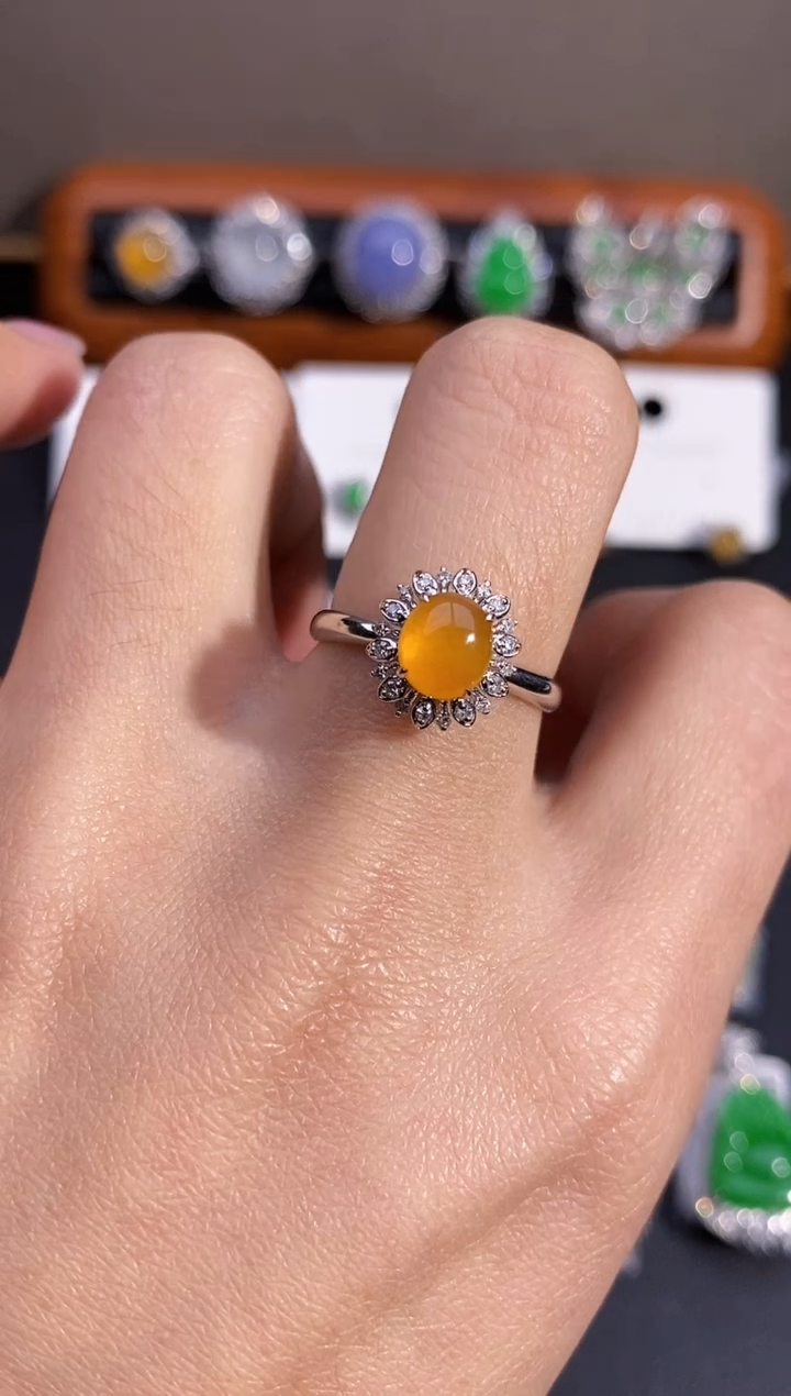 【闪购商品】翡翠戒指18K金镶嵌戒指