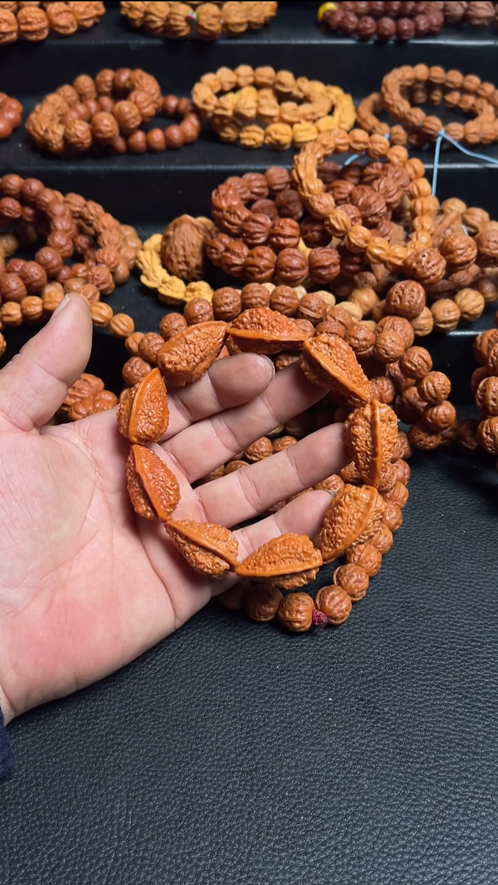 吊坠桃核混**喝文玩手串